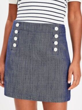 LOFT Dark Wash Denim Mini Skirt size 8